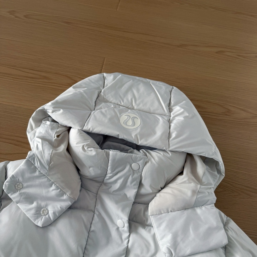 Lululemon Cream Cropped Quilted Hooded Down Puffer Winter Coat - Picture 2 of 13